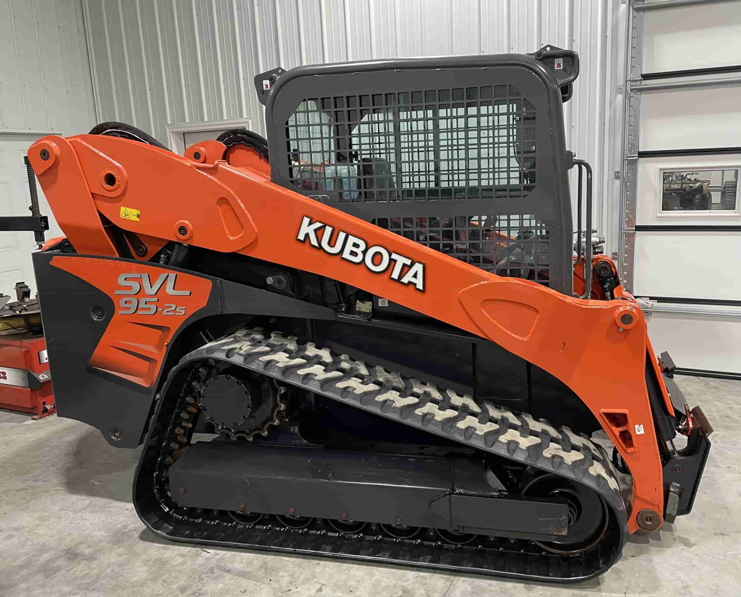 2018 KUBOTA SVL95-2s HIGH FLOW
